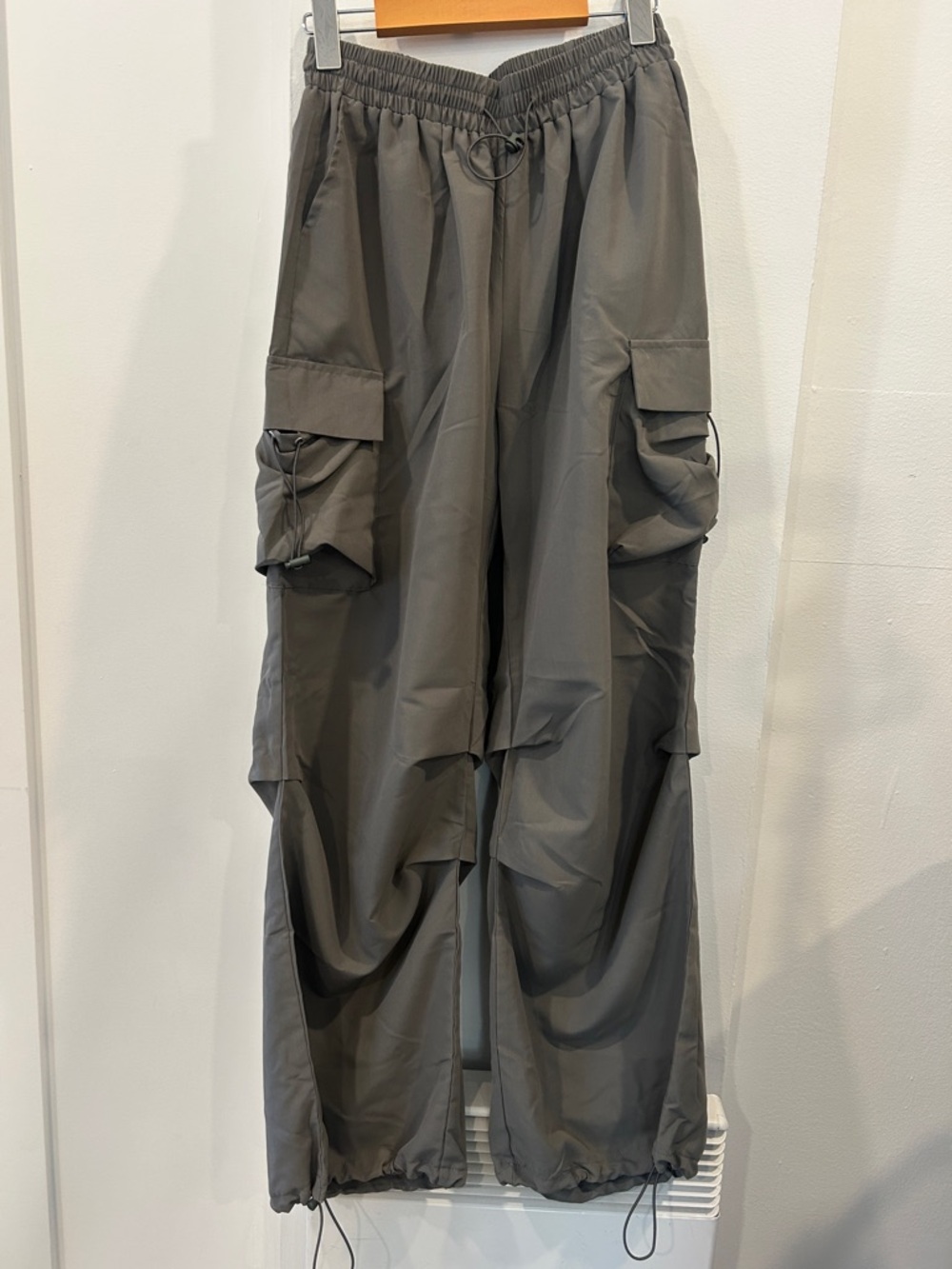 Men's Gray Cargo Utility Pants – Drawstring Waist